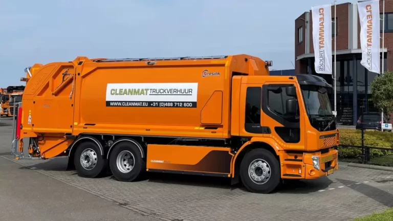 Read more about the article Pierwsza śmieciarka Volvo FE Electric 6×2 dla Clean Mat Truck Rental