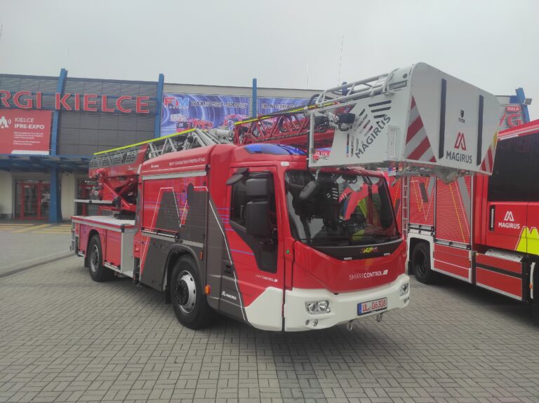 Read more about the article Fire-Max – drabina pożarnicza Magirus M 32 L-AS n.B