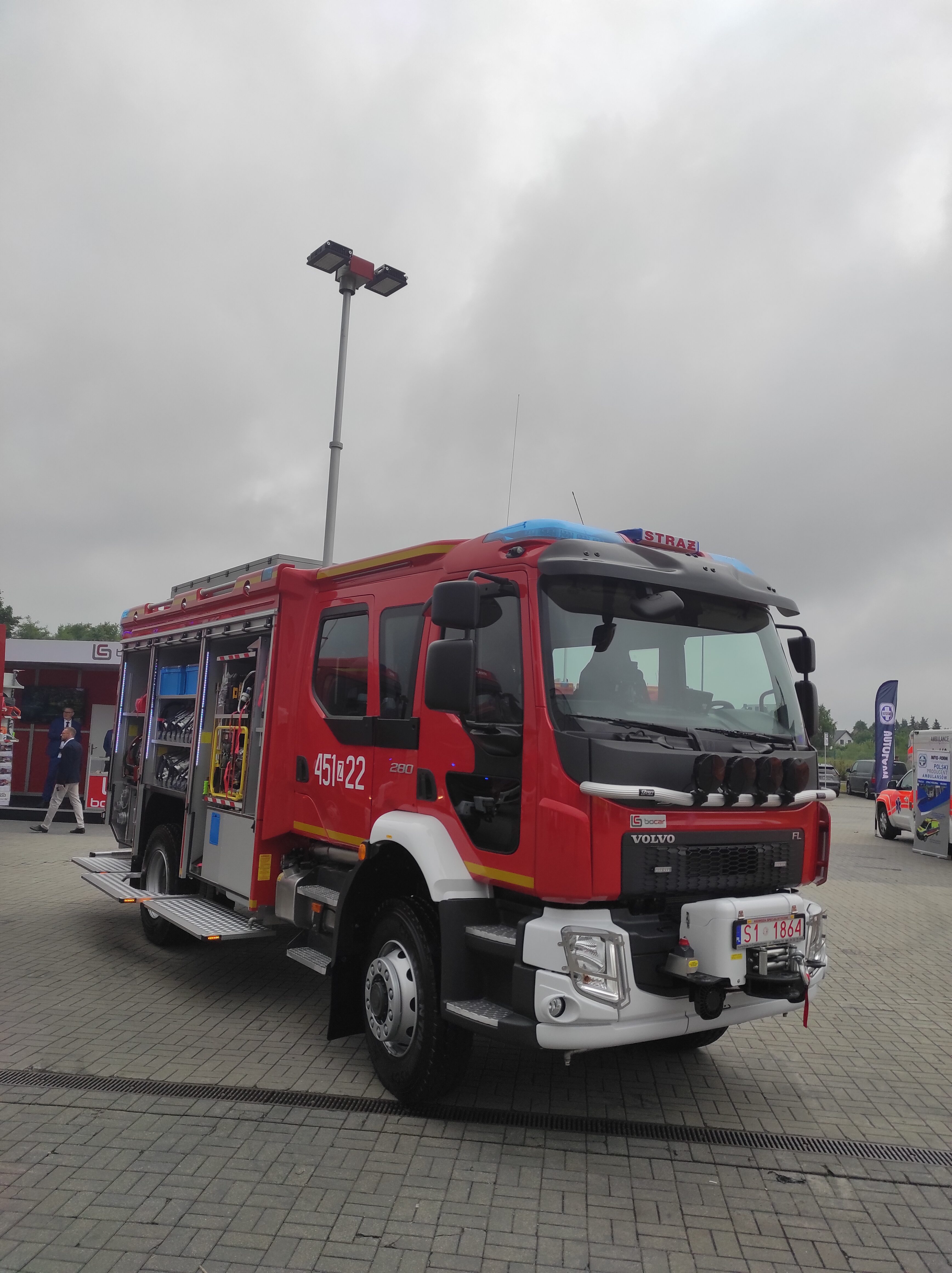 Read more about the article PS Bocar – średni samochód ratowniczo-gaśniczy na podwoziu Volvo FL 4×4