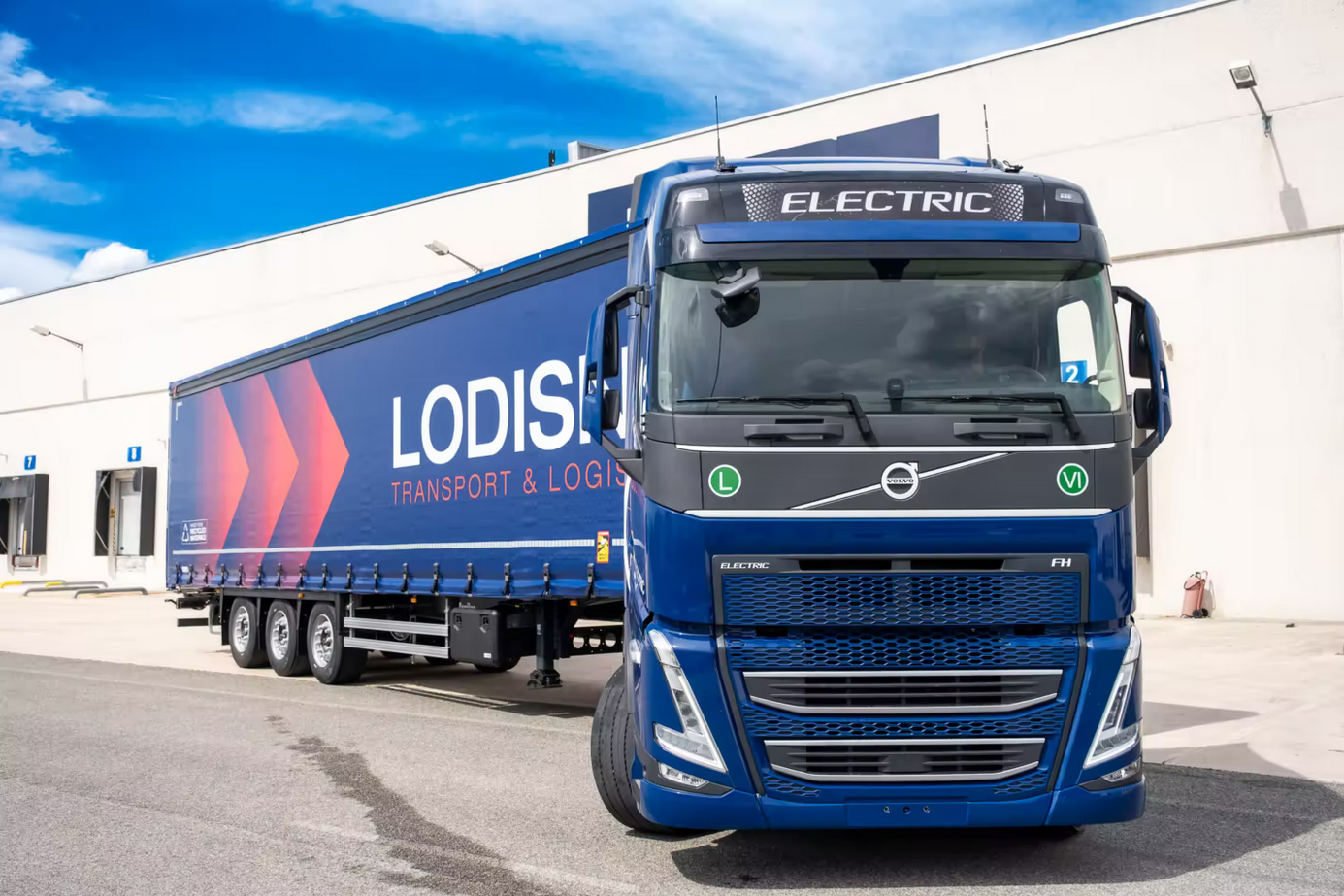 Read more about the article Lodisna wykorzystuje w 100% elektryczną ciężarówkę od Volvo Trucks