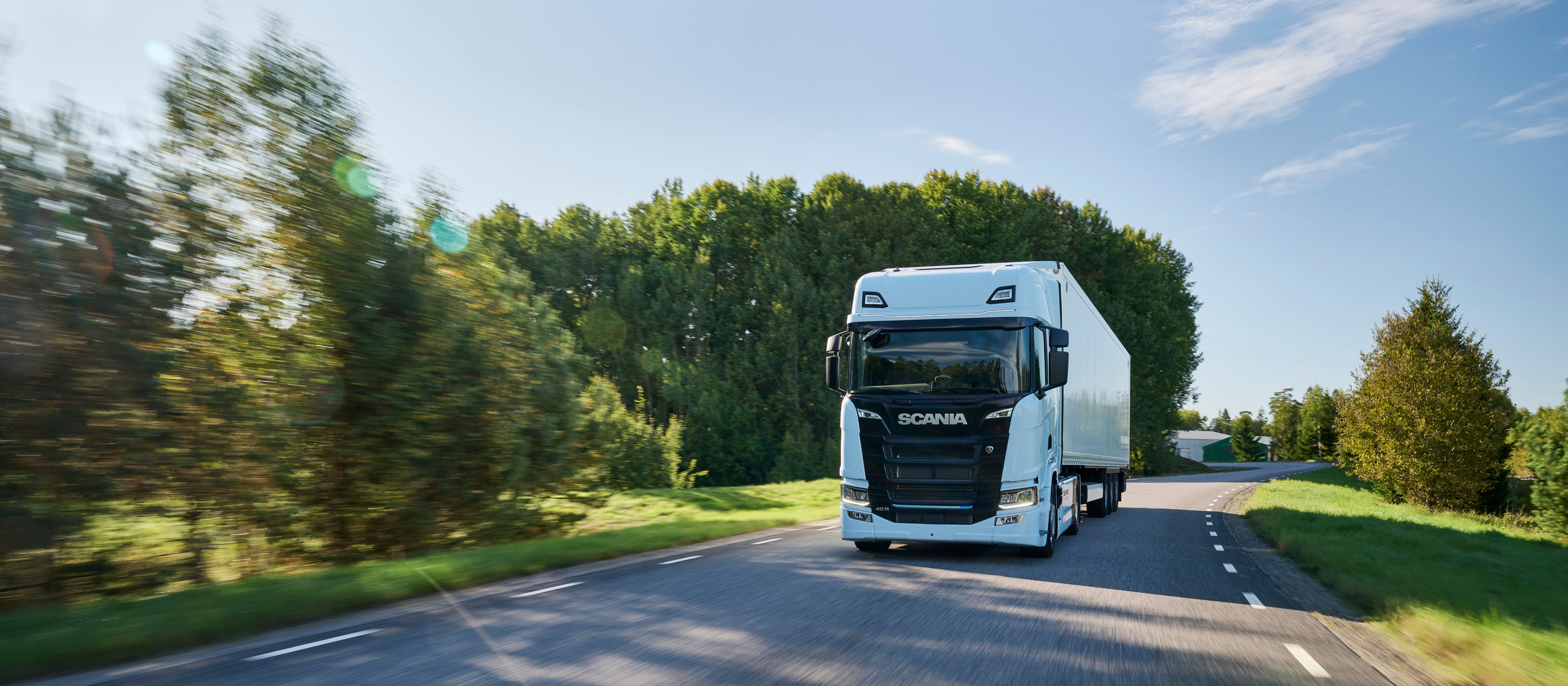 Read more about the article Scania elektryzuje i elektryfikuje transformację – oferta nowej generacji pojazdów BEV wnosi nową energię