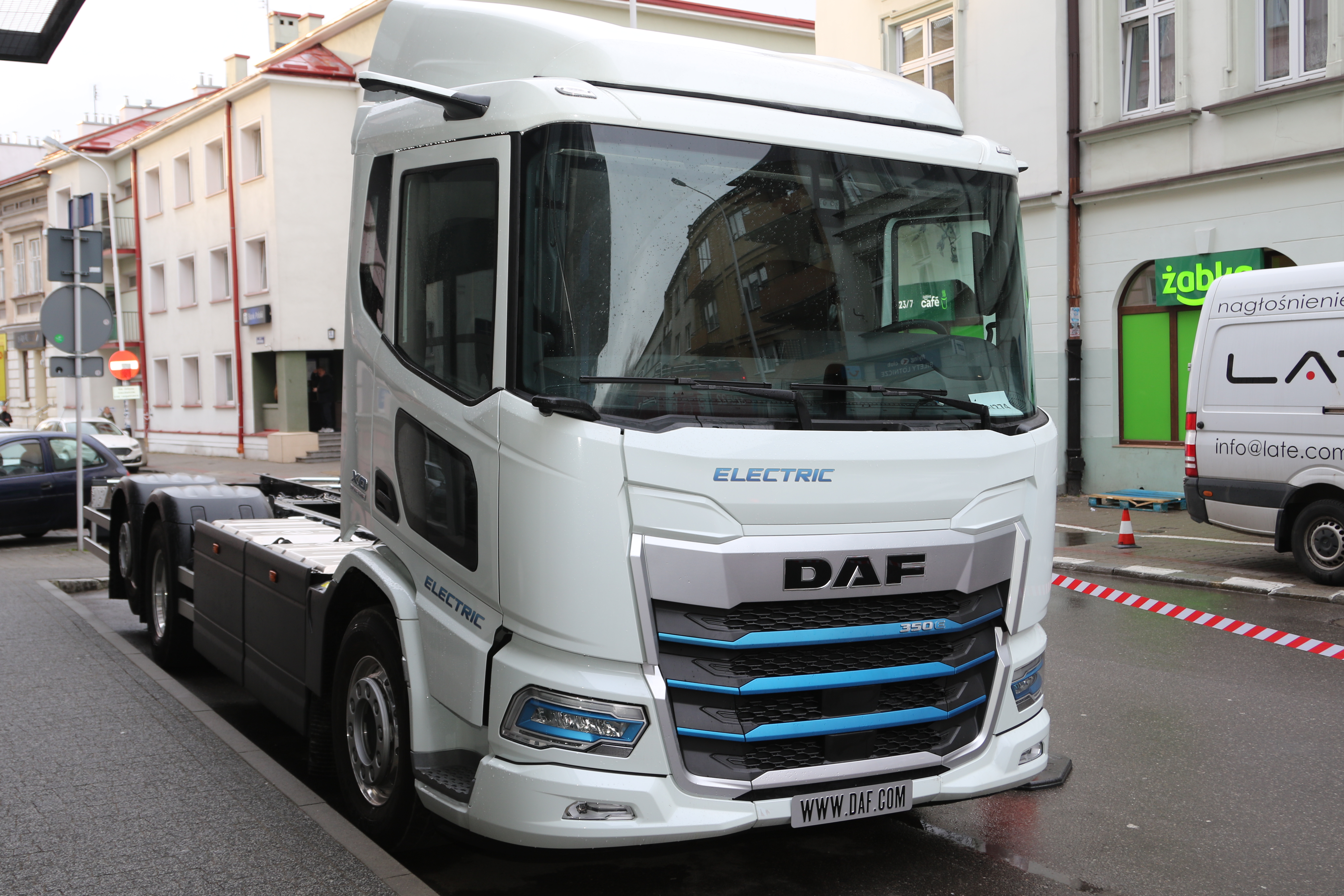 Read more about the article Polska premiera DAF-a XD Electric