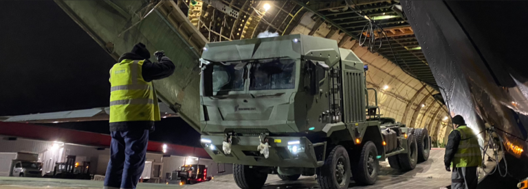 Read more about the article Na potrzeby programu CTT firmy American Rheinmetall Vehicles i GM Defense dostarczyły armii amerykańskiej 3 prototypowe ciężarówki HX3 CTT