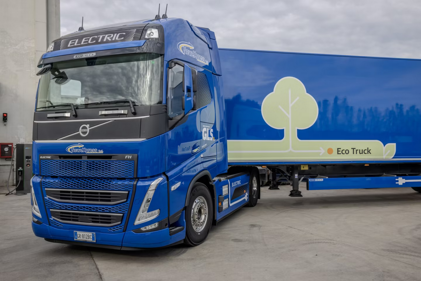 Read more about the article GLS Italia wybiera Volvo Trucks na dostawcę swojego pierwszego ciężkiego pojazdu elektrycznego