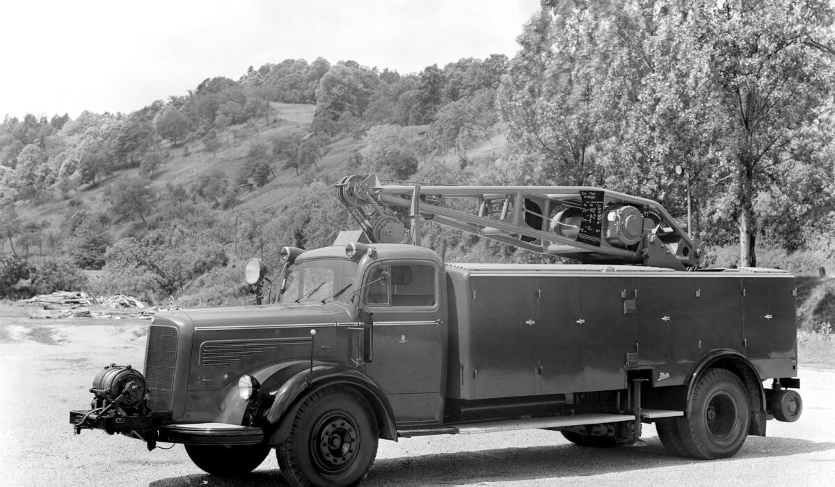Vor 70 Jahren: Premiere des Schwerlastwagens Mercedes-Benz L 6600 und Omnibus O 660070 years ago: Premiere of the Mercedes-Benz L 6600 heavy-duty truck and O 6600 bus