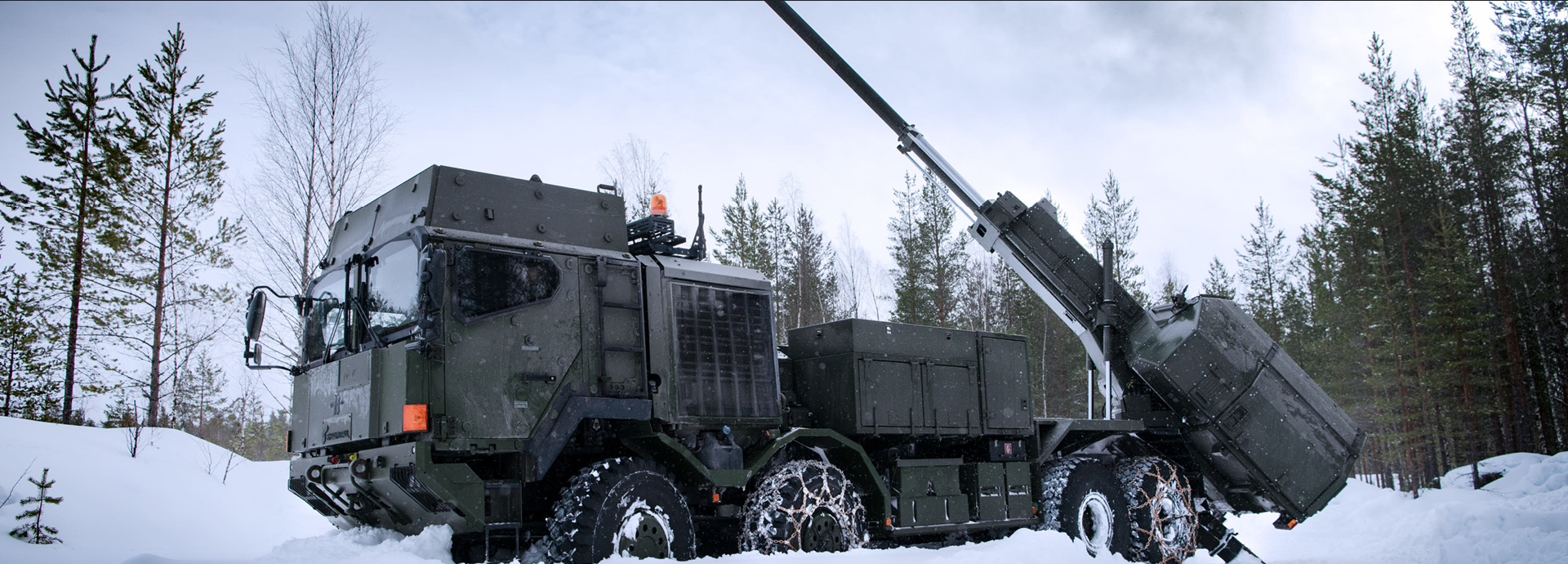 Read more about the article Rheinmetall dostarcza 48 opancerzonych ciężarówek wojskowych HX 8×8 dla systemu artyleryjskiego Archer