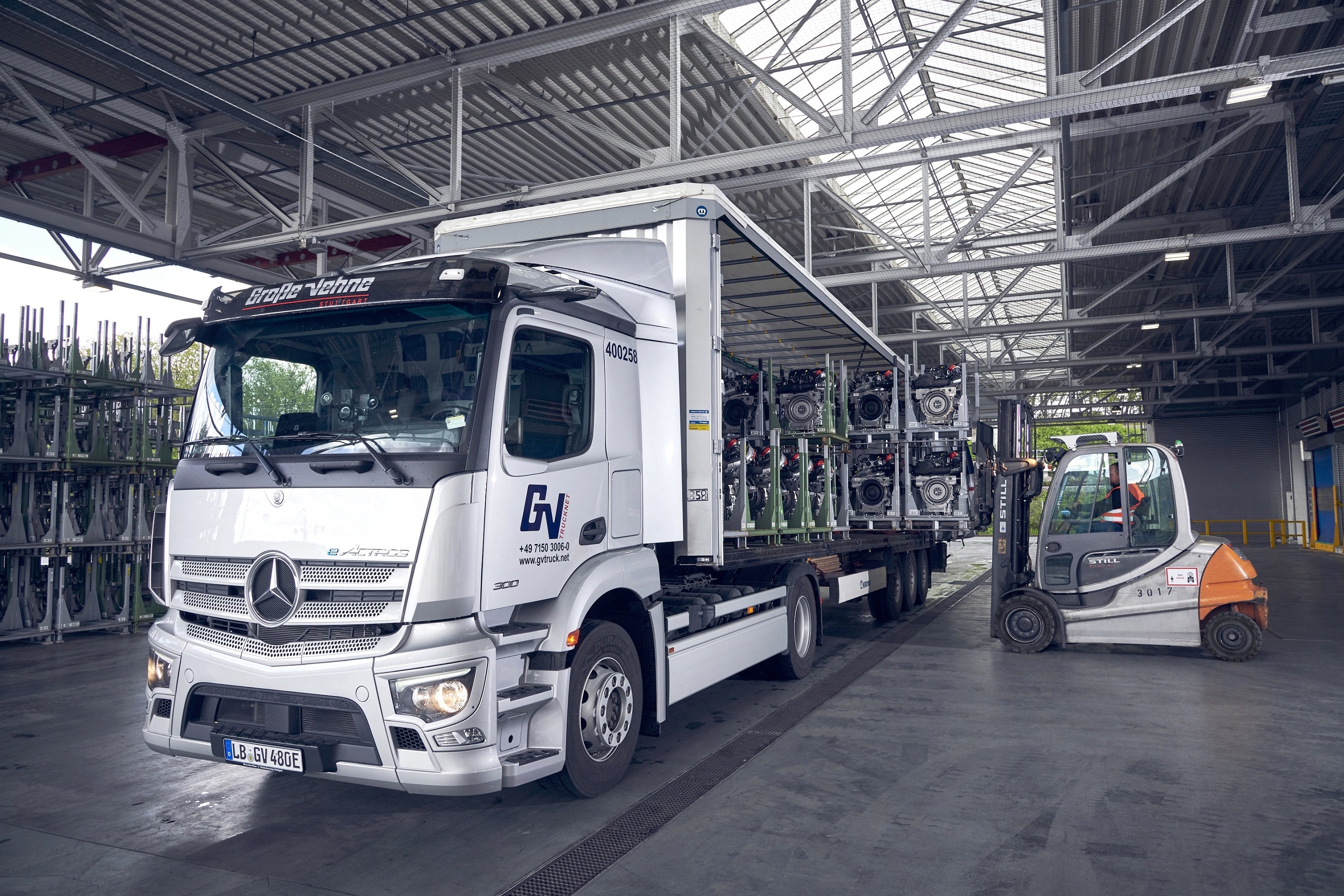 Read more about the article Klient Mercedes-Benz Trucks, Große-Vehne, aktywnie wspiera zmianę napędu