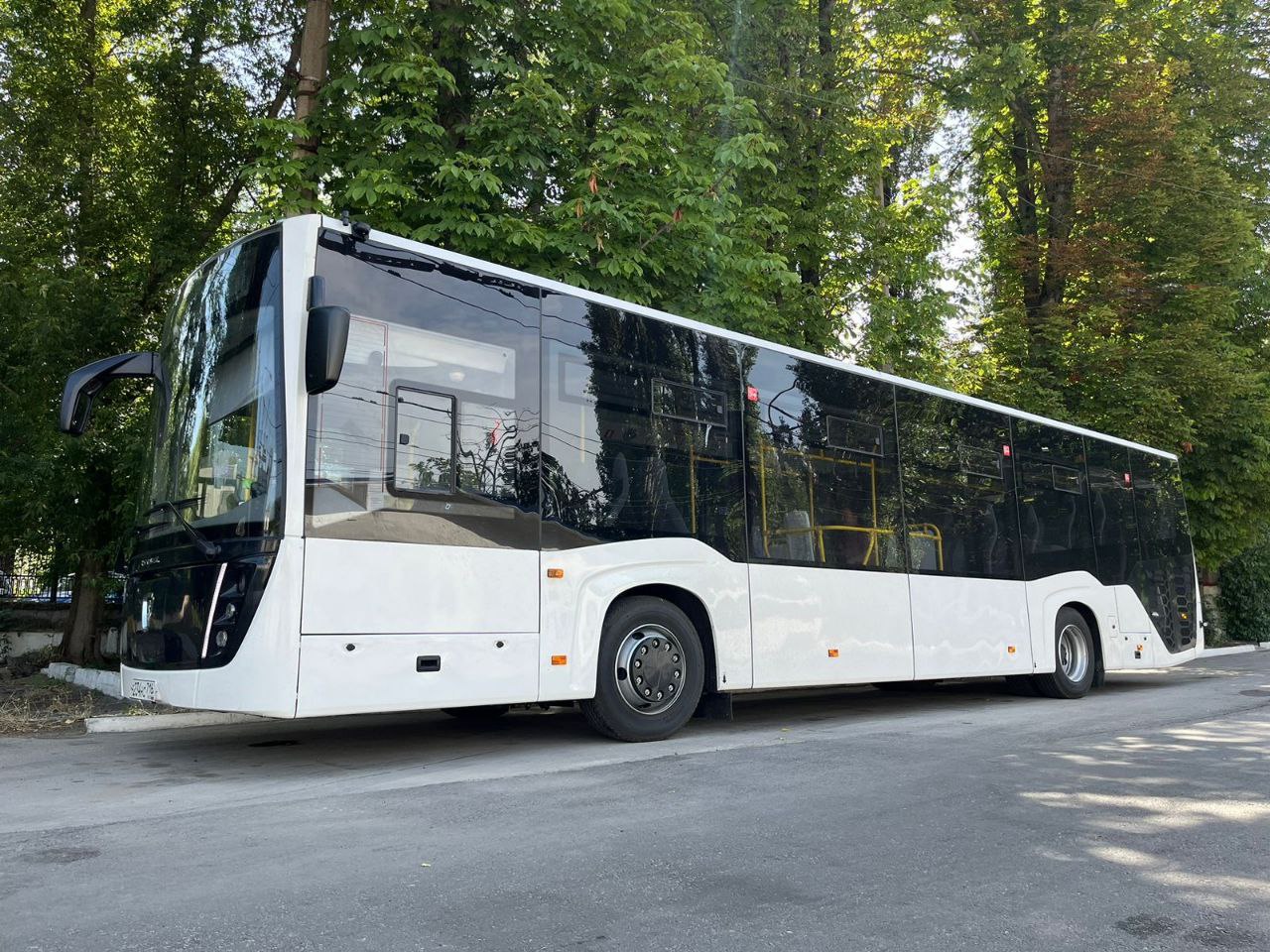 Read more about the article KAMAZ dostarczył autobus NEFAZ-5299-31-52 do eksploatacji próbnej na liniach podmiejskich.