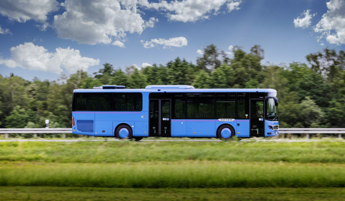 Setra S 515 LE

Setra S 515 LE