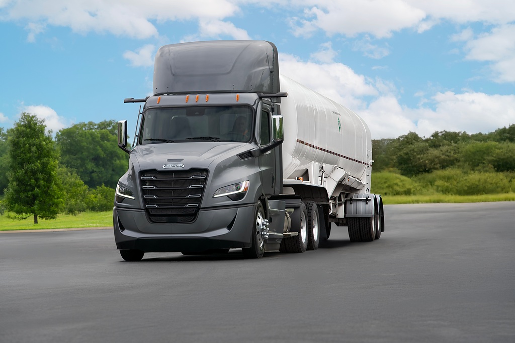 Freightliner Cascadia 5. Generation

Freightliner Cascadia fifth Generation bulk haul