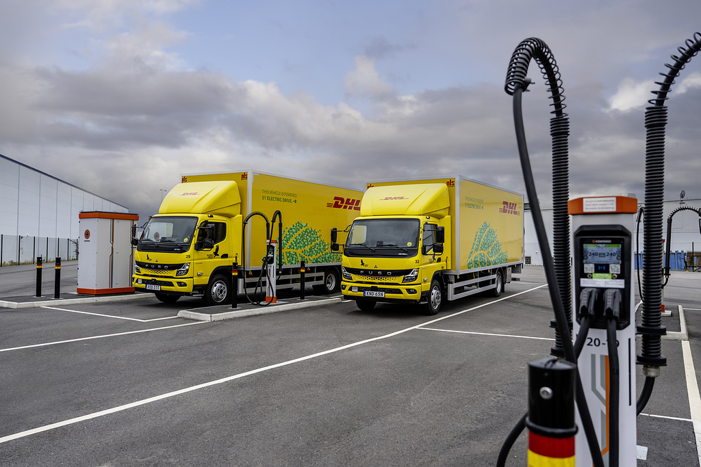 FUSO eCanter Falkenklev an Ladestation

FUSO eCanter Falkenklev at Falkenklev charging park