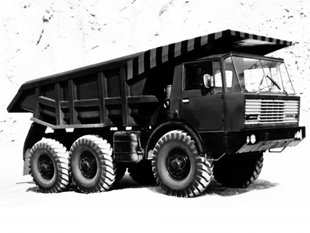 tatra_t813_s1_6_6