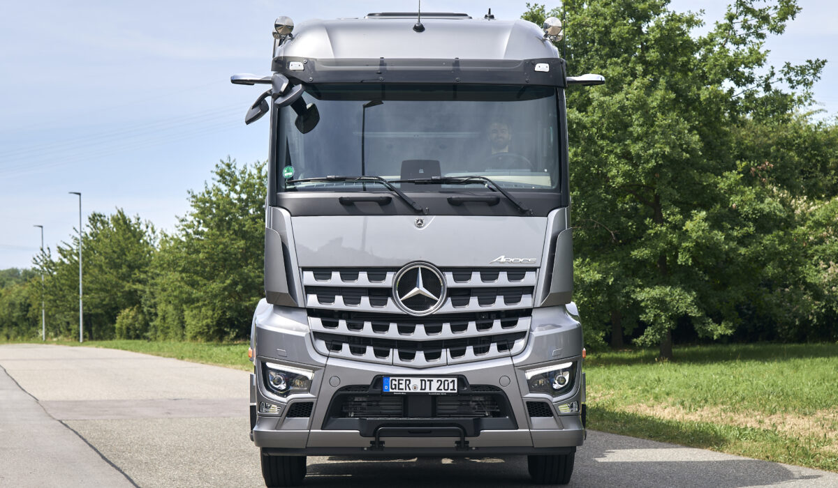 Mercedes-Benz Trucks präsentiert auf der bauma 2022 maßgeschneiderte integrierte Lösungen für den Bauverkehr

At the bauma 2022 trade show Mercedes-Benz Trucks to showcase customized, integrated solutions for construction transport