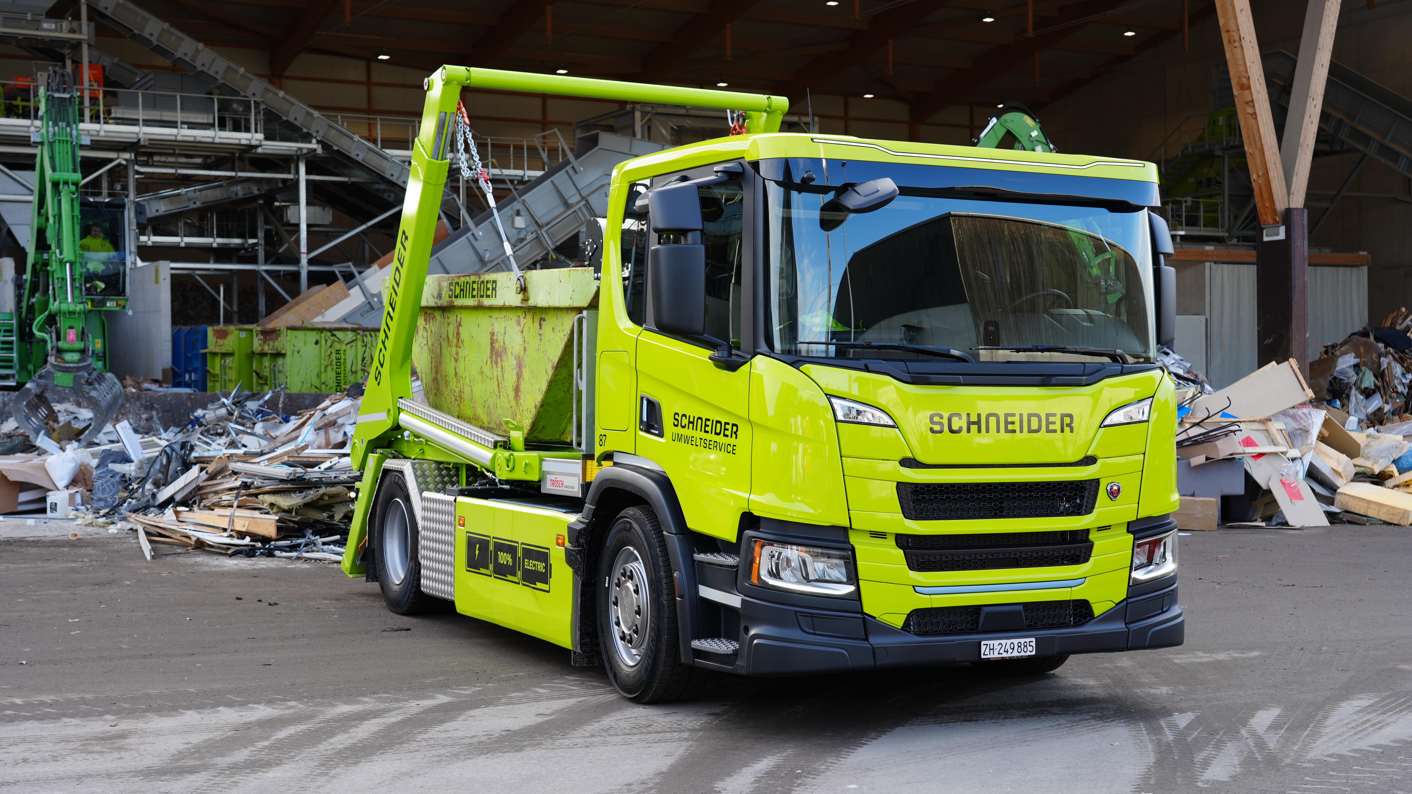 Read more about the article Pierwszy pojazd Scania Battery Electric z nadwoziem Welaki jest już w eksploatacji w Schneider Umweltservice AG