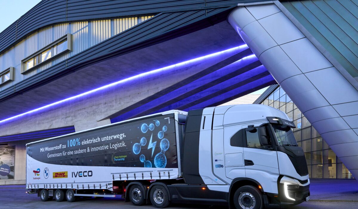IVECO S-eWay Fuel Cell_delivery BMW (1)
