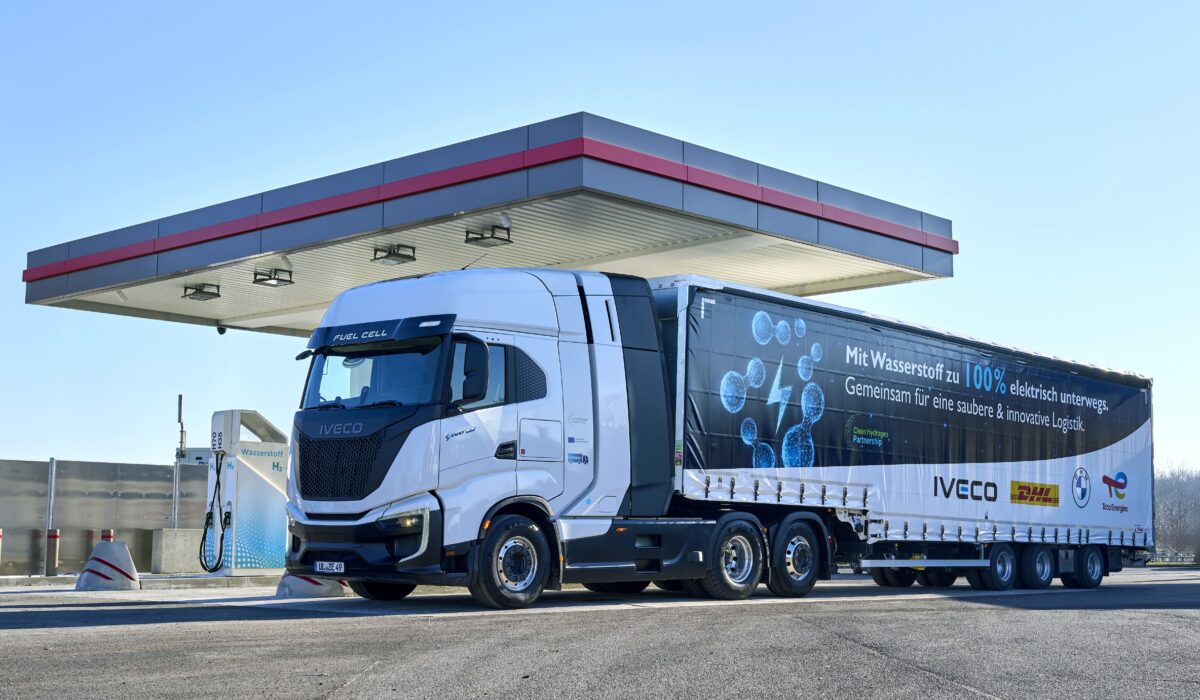 IVECO S-eWay Fuel Cell_delivery BMW (2)