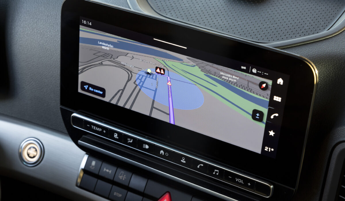 New Safety- Feature by Mercedes-Benz Trucks

Neues Safety-Feature von Mercedes-Benz Trucks