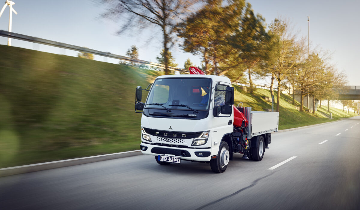 Daimler Truck-Marke FUSO auf der bauma 2025: Neue Varianten des eCanter für den Einsatz im Baugewerbe sowie im Garten- und LandschaftsbauDaimler Truck brand FUSO at bauma 2025: New additional eCanter variants for construction and gardening/landscaping i