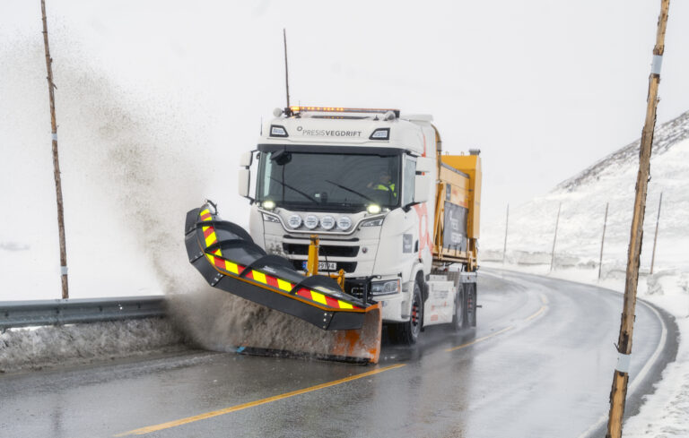 Read more about the article Testowanie elektrycznej Scanii na Hardangerviddzie