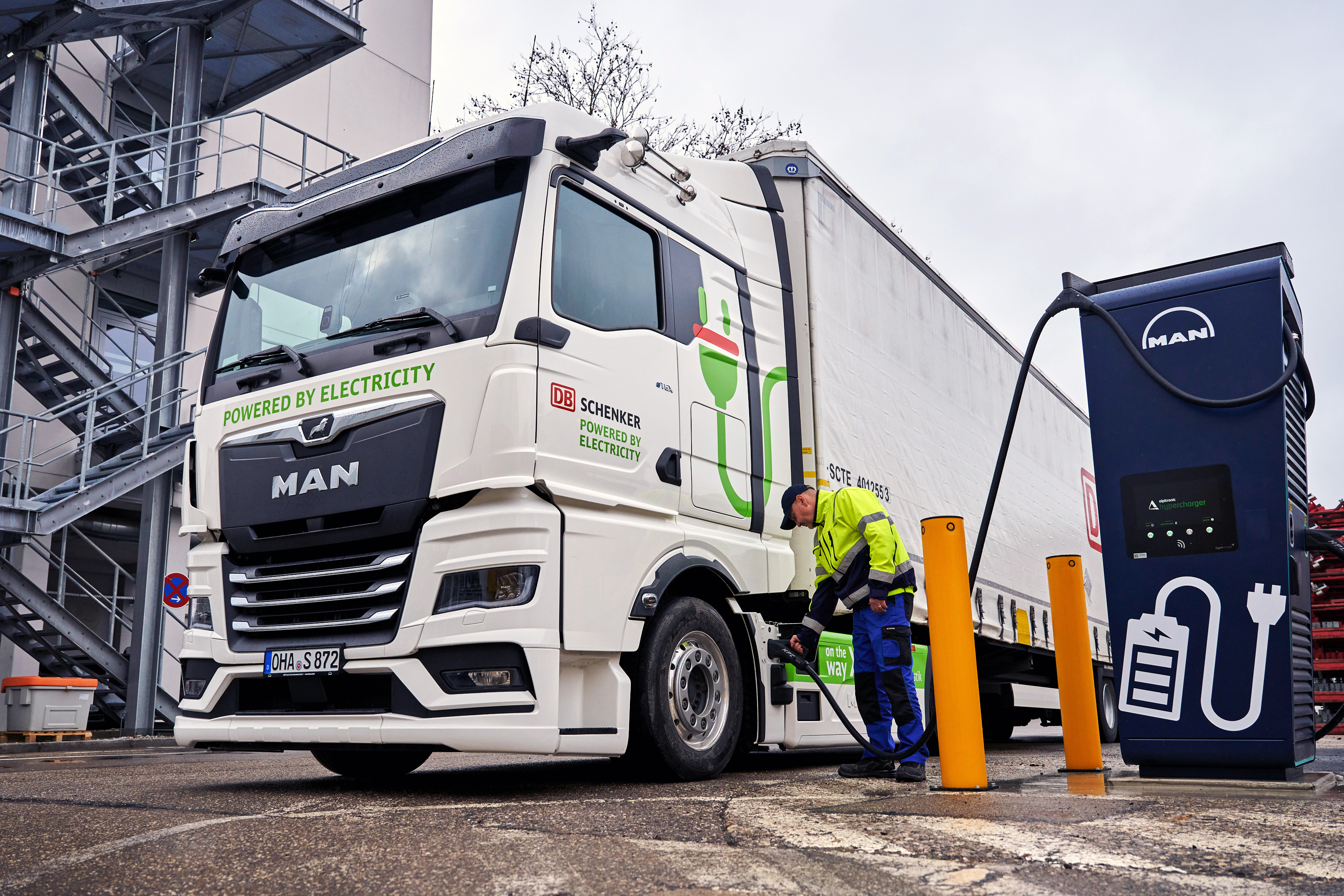 Read more about the article MAN: w przyszłości własna logistyka z eTrucks