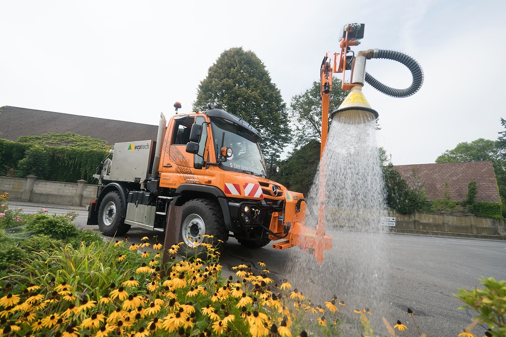 Innovative Fahrzeuglösungen für den kommunalen Einsatz: Mercedes-Benz Special Trucks auf der Demopark 2025 mit Unimog, Arocs und eActrosInnovative vehicle solutions for multiple use: Mercedes-Benz Special Trucks at Demopark 2025 with Unimog, Arocs and
