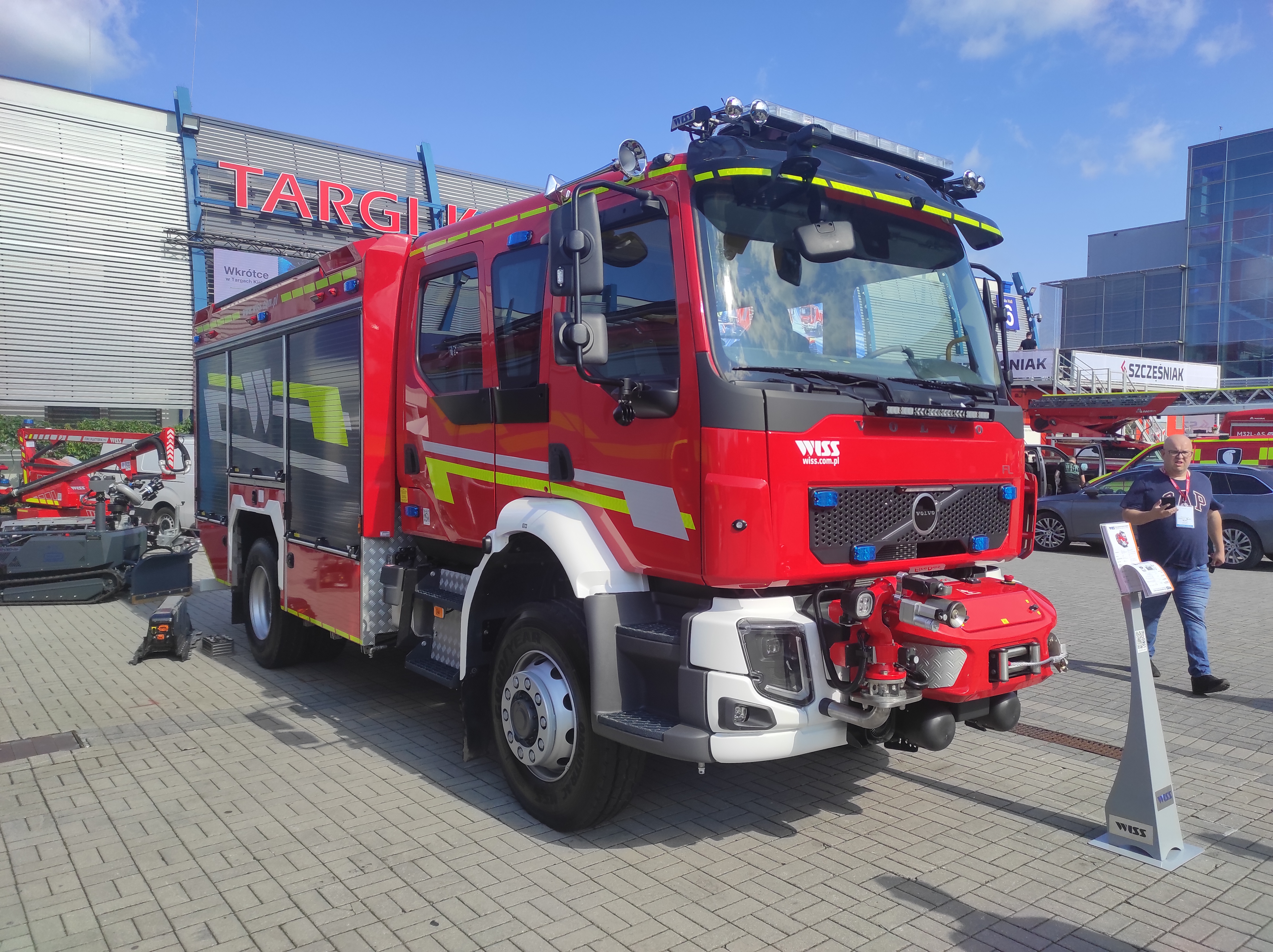 Read more about the article WISS Wawrzaszek – Średni samochód ratowniczo-gaśniczy na podwoziu Volvo FL 320