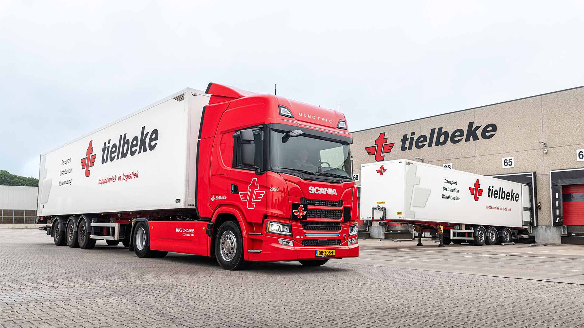 Read more about the article Tielbeke kontynuuje składanie zamówienia na kolejne 24 elektryczne Scanie