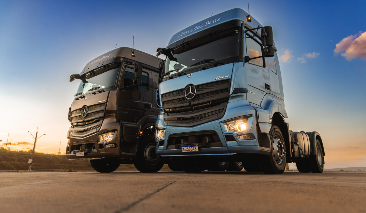 Mercedes-Benz Axor 2038 4x2 und Mercedes-Benz Axor 2545 6x2/Mercedes-Benz Axor 2038 4x2 and Mercedes-Benz Axor 2545 6x2

Mercedes-Benz Axor 2038 4x2 und Mercedes-Benz Axor 2545 6x2/Mercedes-Benz Axor 2038 4x2 and Mercedes-Benz Axor 2545 6x2