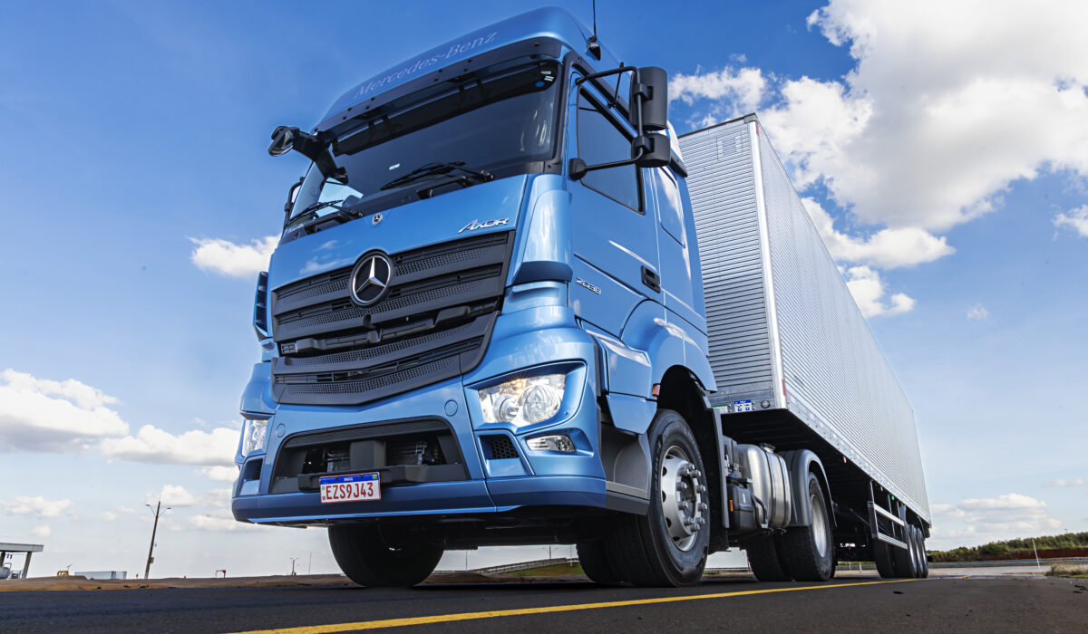 Mercedes-Benz Axor 2038 4x2/Mercedes-Benz Axor 2038 4x2

Mercedes-Benz Axor 2038 4x2/Mercedes-Benz Axor 2038 4x2