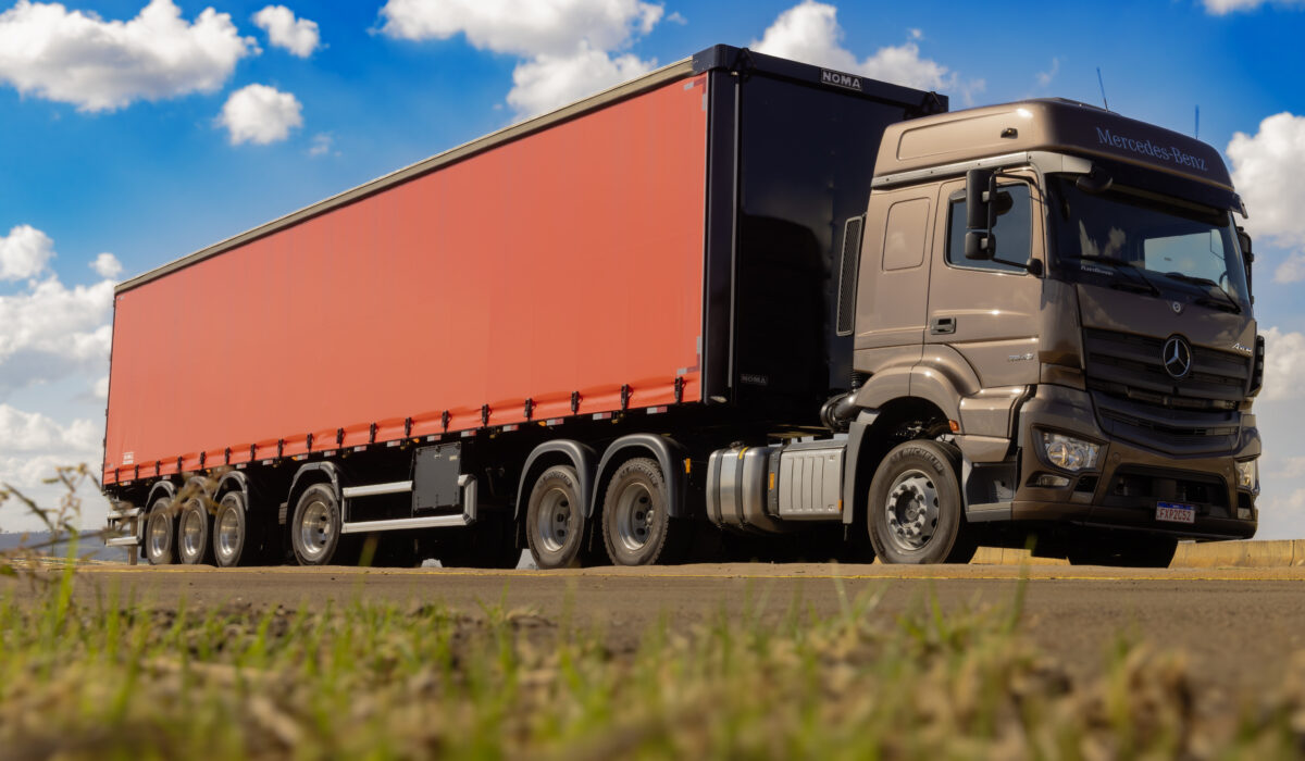 Mercedes-Benz Axor 2545 6x2/Mercedes-Benz Axor 2545 6x2

Mercedes-Benz Axor 2545 6x2/Mercedes-Benz Axor 2545 6x2