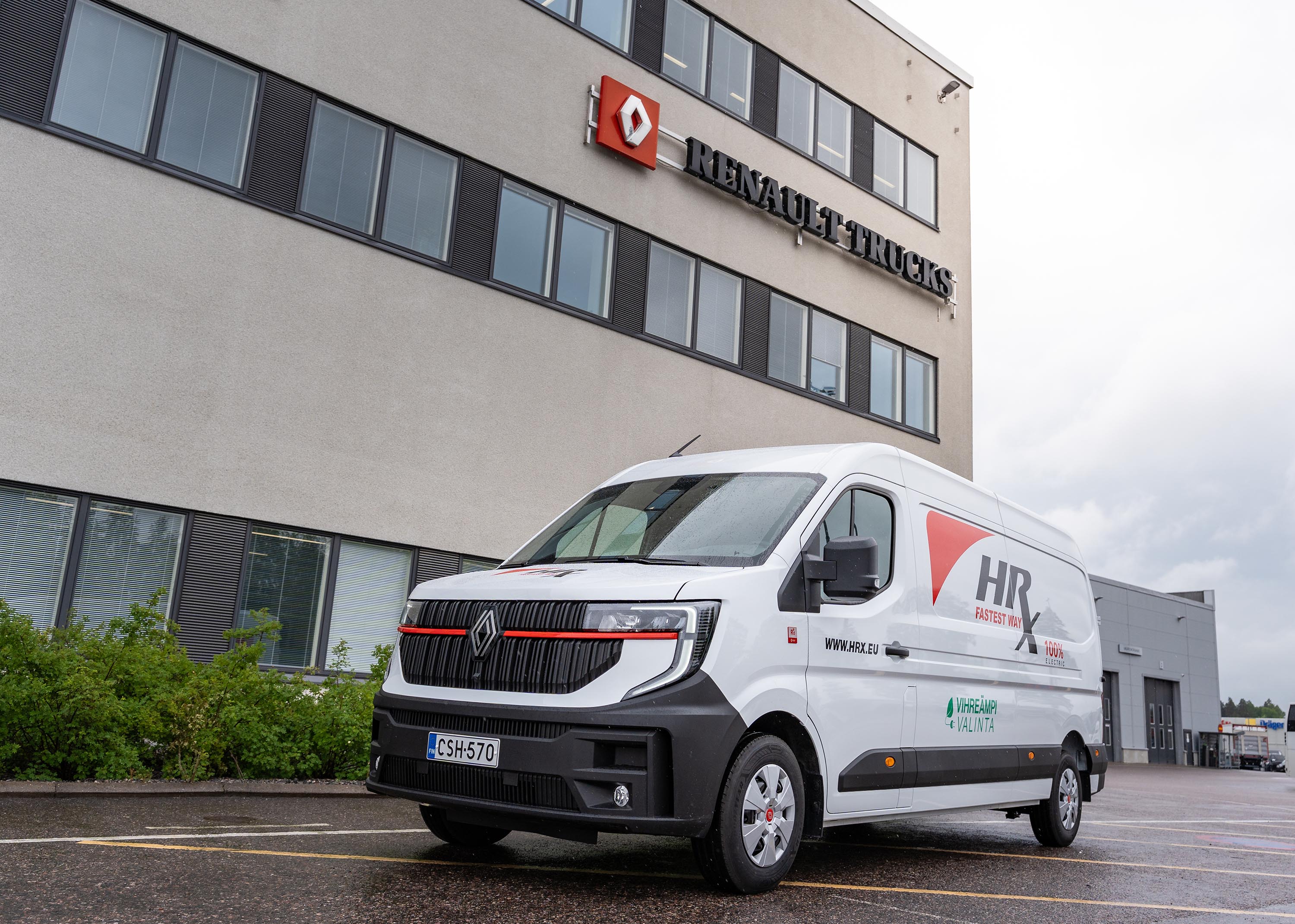 Read more about the article Renault Trucks dostarcza swój 5000. pojazd elektryczny!