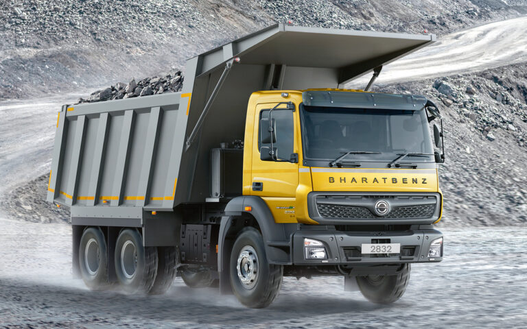 Read more about the article Marka ciężarówek Daimler BharatBenz wprowadza nowe modele dla indyjskiego sektora budowlanego i górniczego