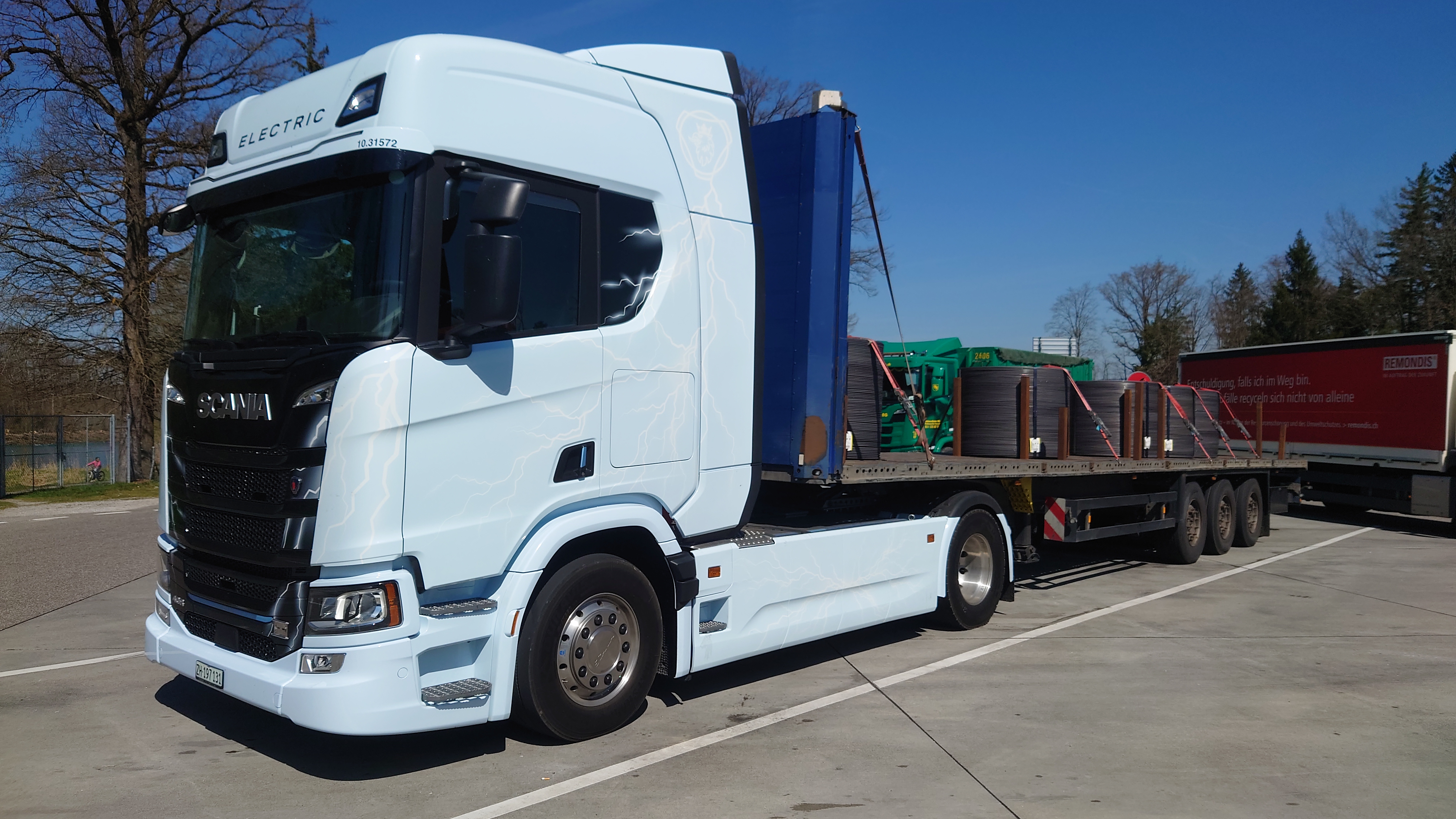 Read more about the article Test w Otto Reinhard Transport GmbH ciągnika siodłowego Scania Battery Electric Vehicle – lepszy niż oczekiwano