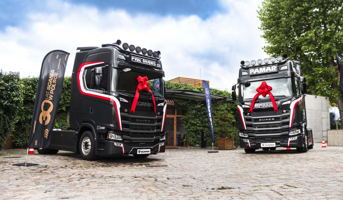 Scania_30-lecie_2