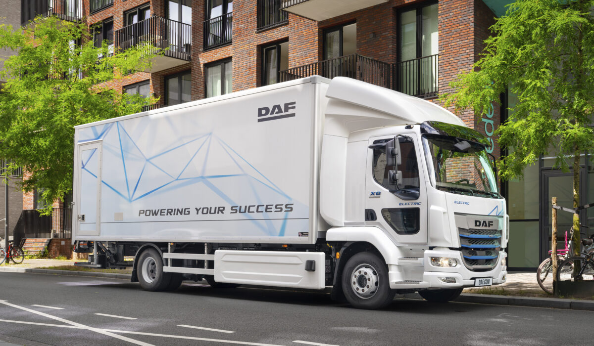 2.01 DAF XB Electric - Box Body