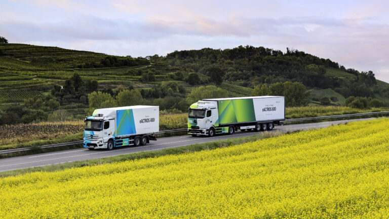 Read more about the article Mercedes-Benz Trucks prezentuje nowego eActrosa 400, bazującego na eActrosie 600 – dostępne liczne nowe warianty