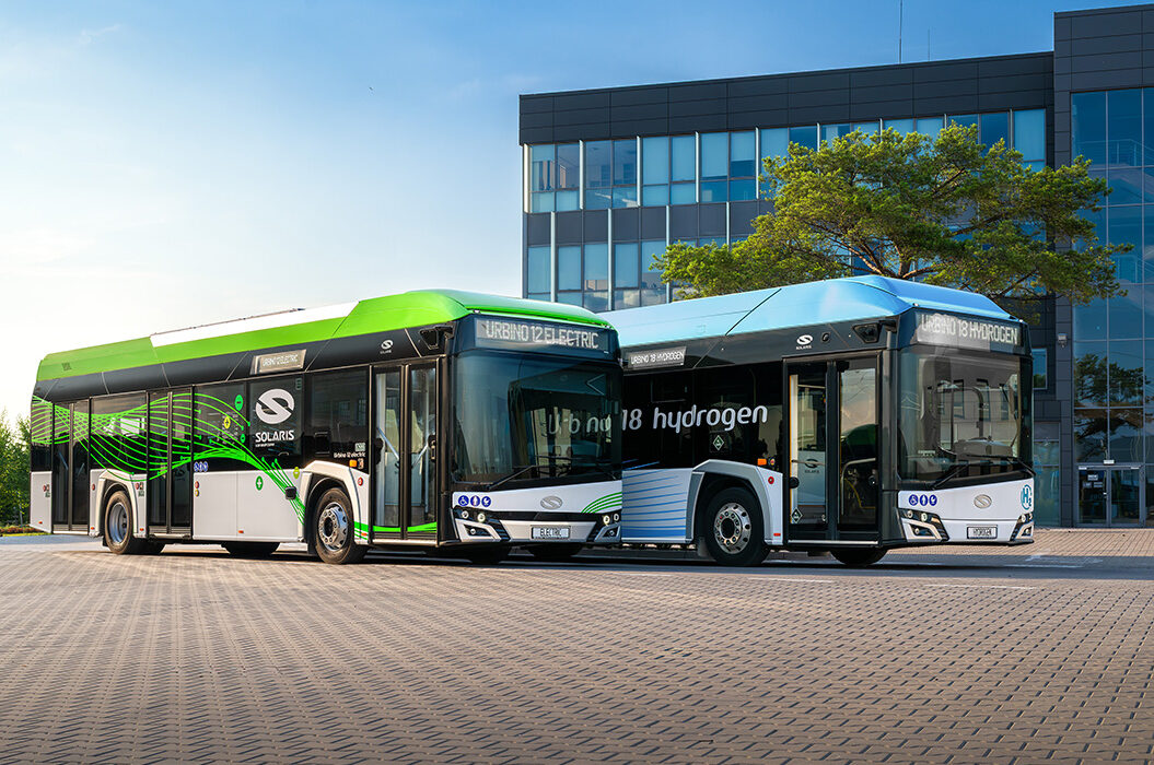 Urbino_12_electric_i_Urbino_18_hydrogen_1055x750