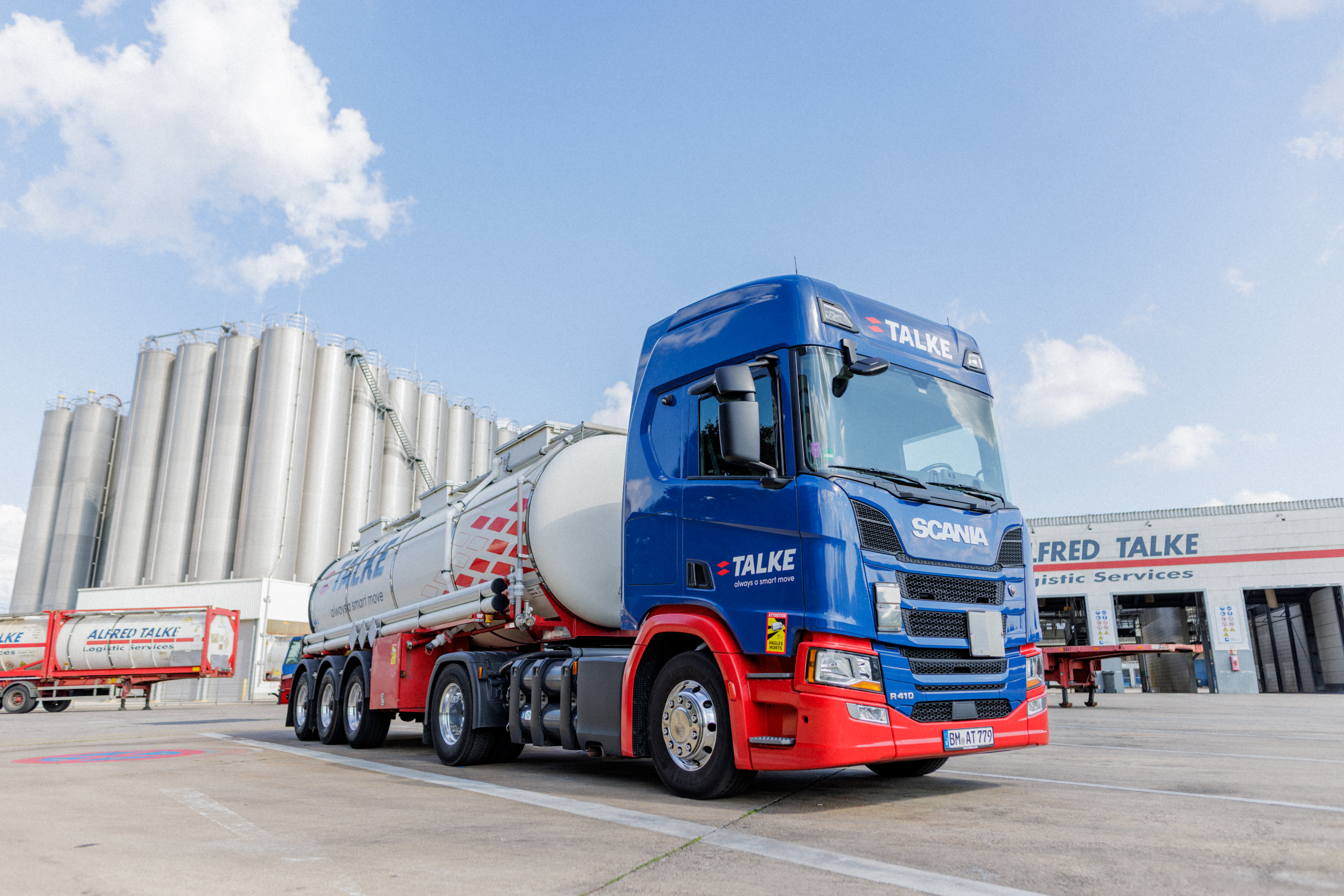 Read more about the article Zrównoważona logistyka: ekologia Talke w ruchu ze Scanią