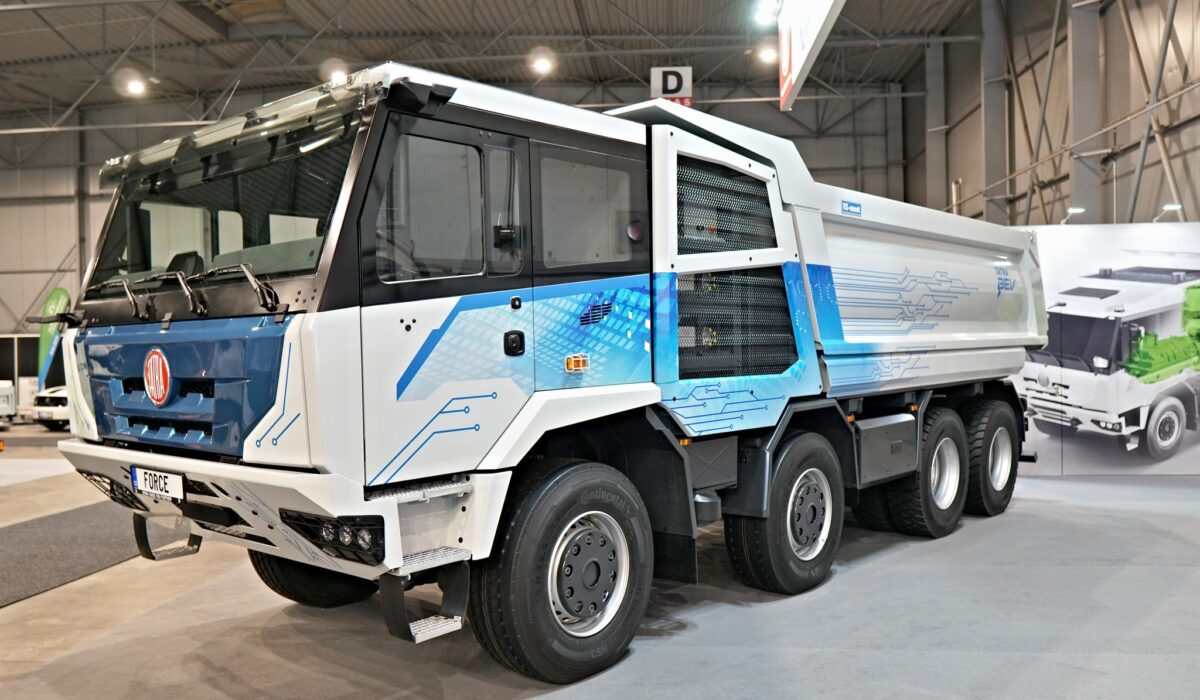 581667907_1148401184126942_6270482637558432170_n