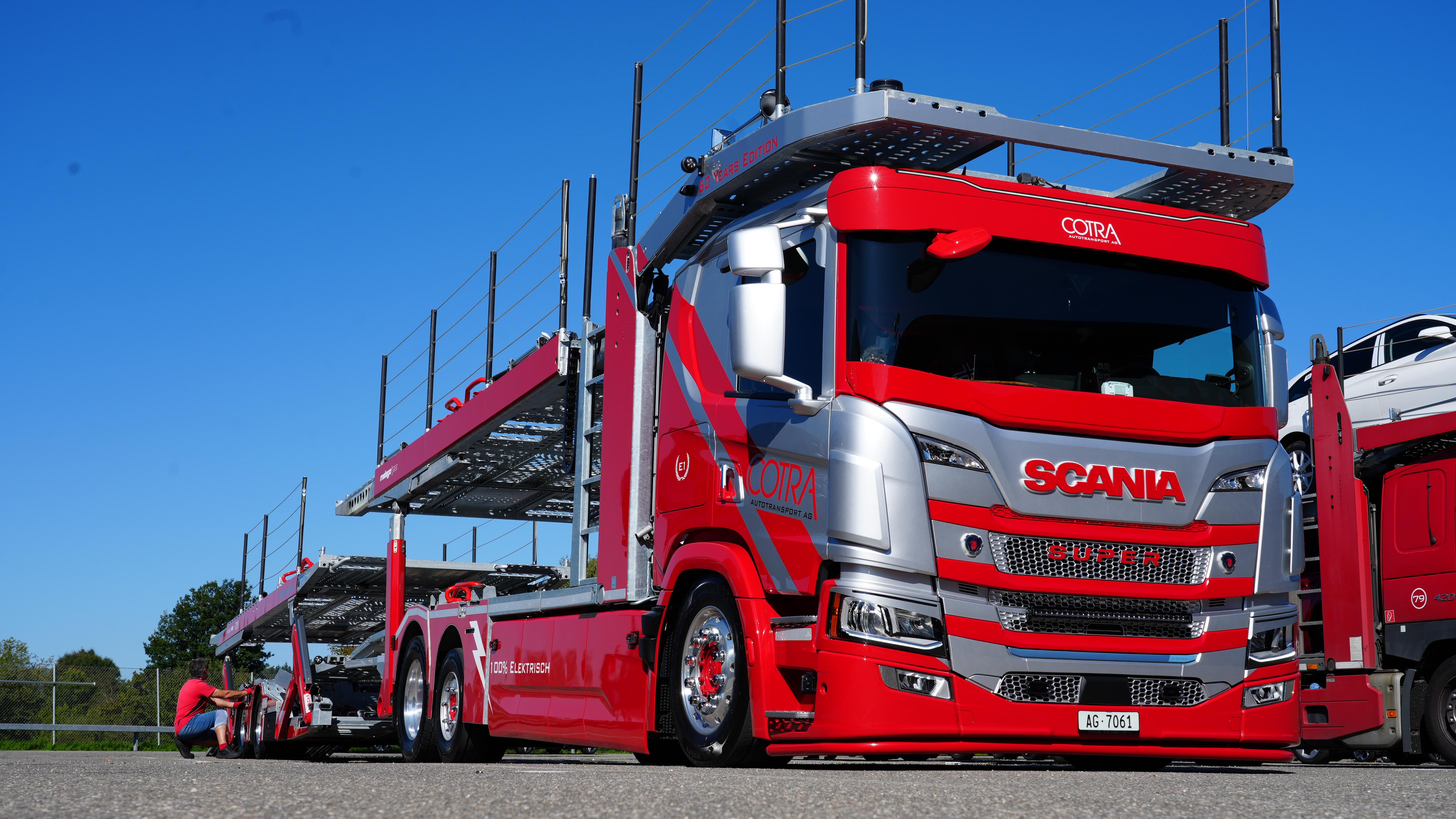 Read more about the article COTRA stawia na w pełni elektryczny transporter samochodów Scania