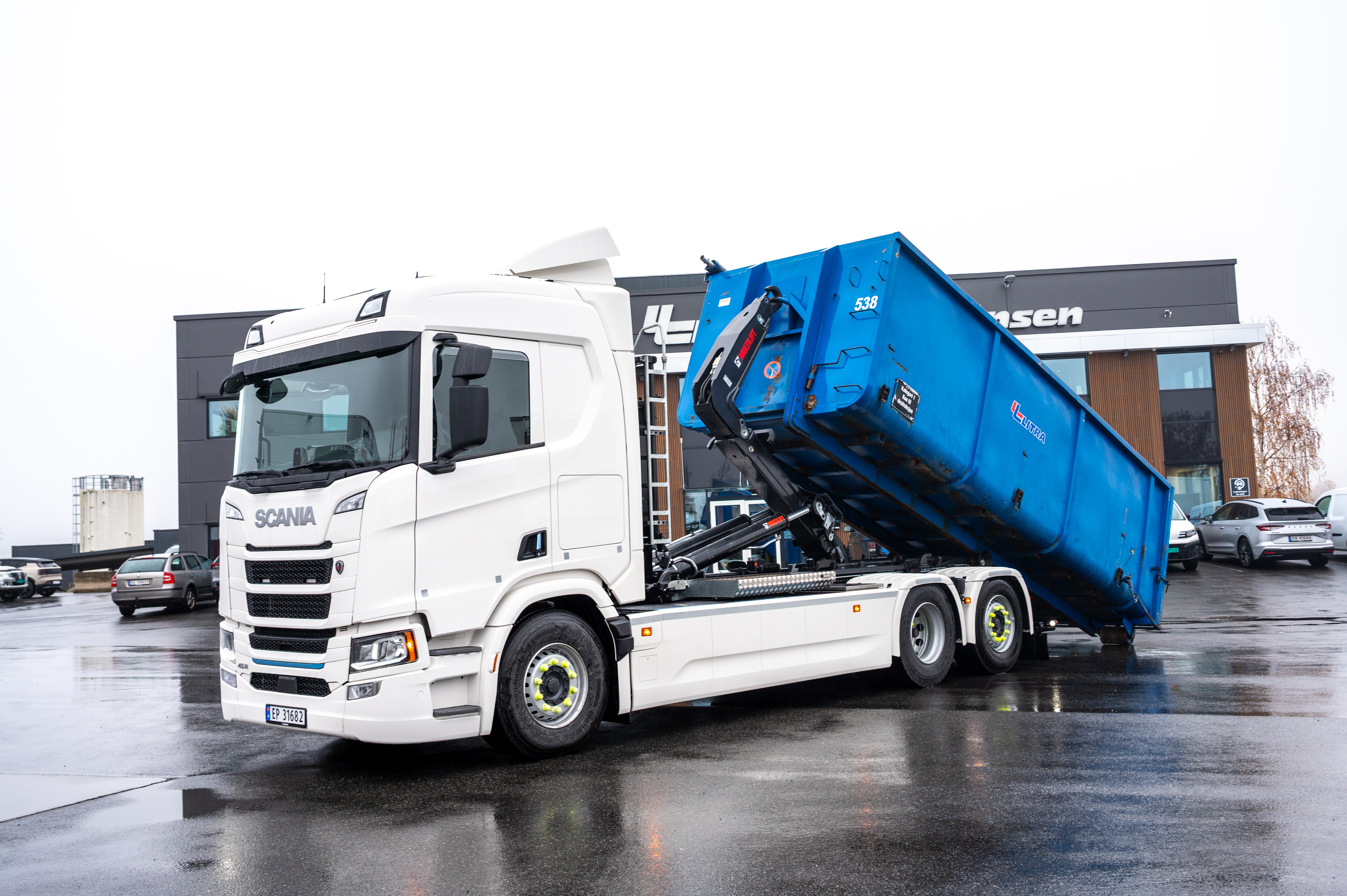 Read more about the article Norweska Litra wprowadza do eksploatacji elektryczną Scanię