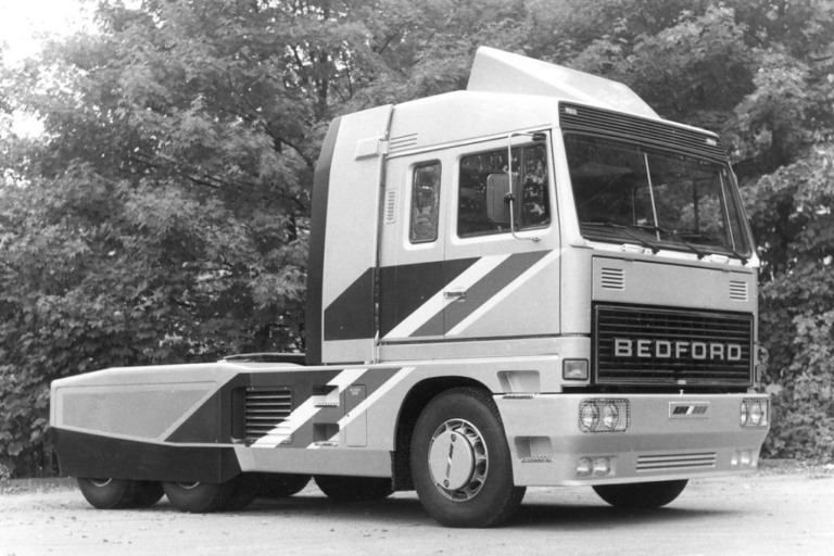 Read more about the article Bedford TM Long Haul