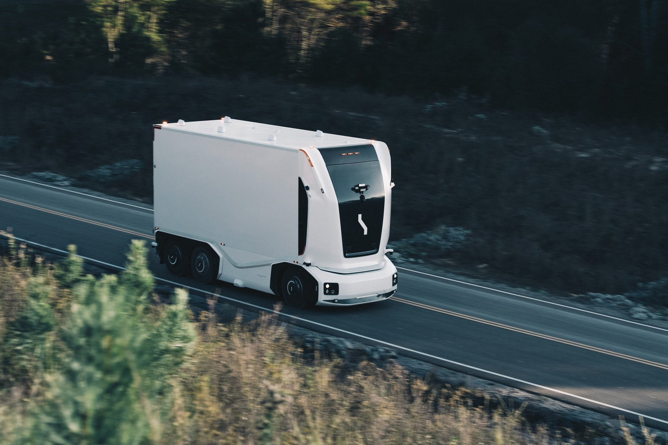 Read more about the article Partnerstwo Einride i IonQ wykorzystuje obliczenia kwantowe do optymalizacji logistyki elektrycznego i autonomicznego transportu towarowego