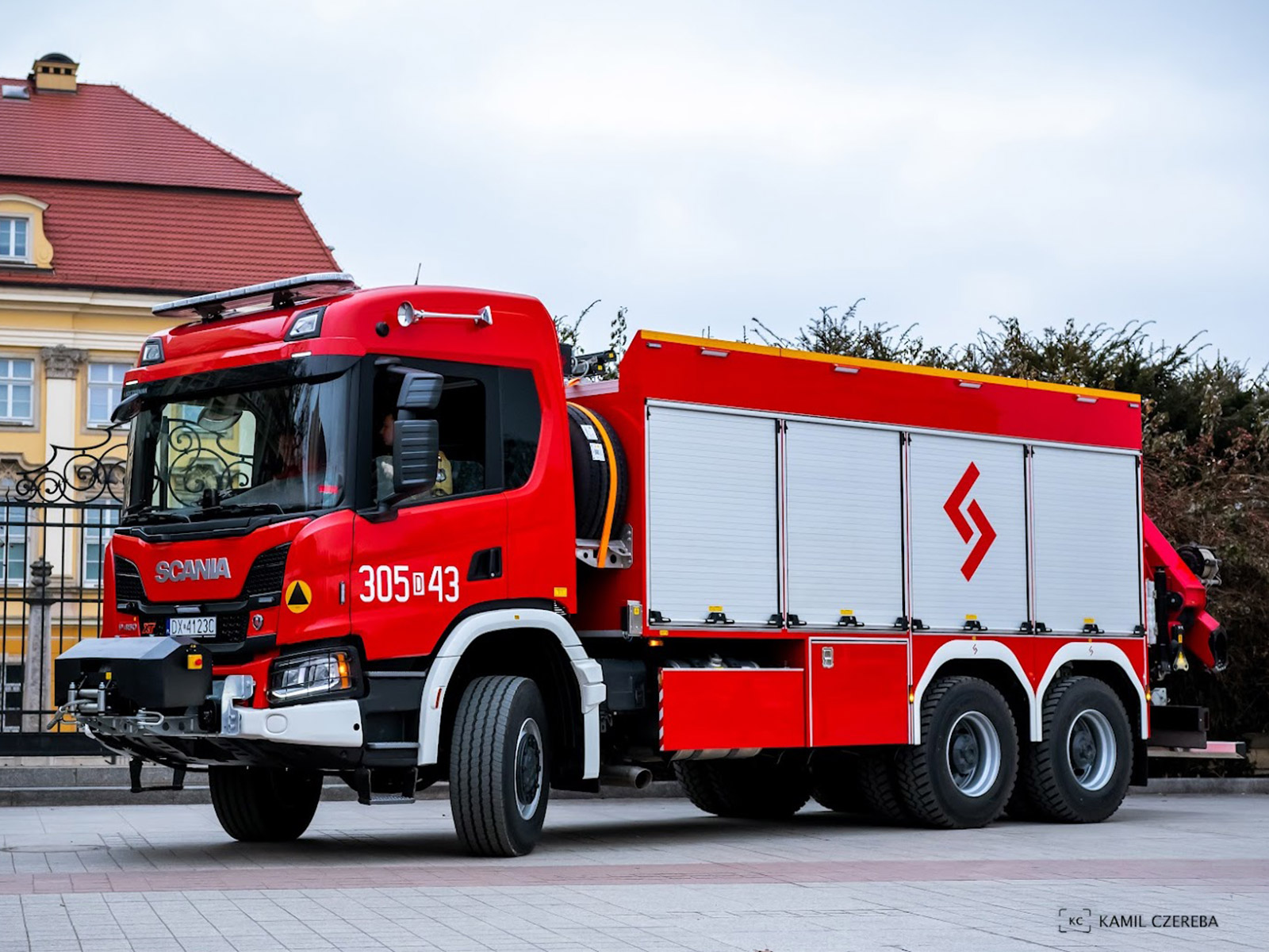 Read more about the article Ciężki samochód ratownictwa technicznego ze Szczęśniak PS na podwoziu Scanii dla Jednostki Ratowniczo-Gaśniczej nr 5 Komendy Miejskiej Państwowej Straży Pożarnej we Wrocławiu