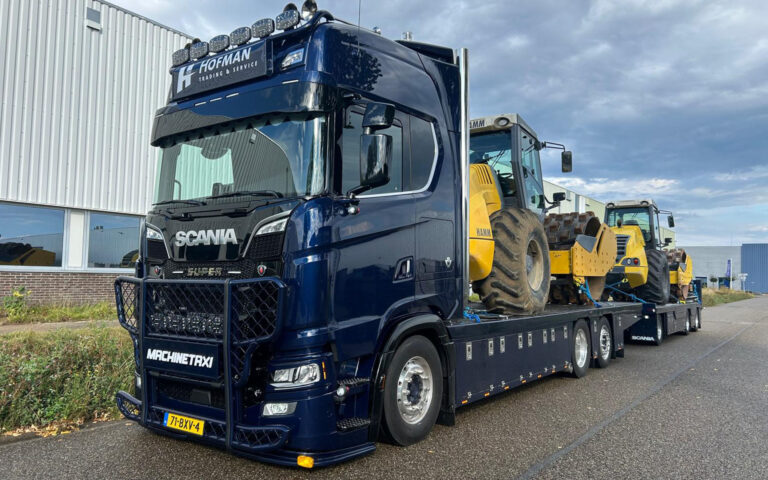 Read more about the article Gerrit i Cornelis Hofmanowie spełniają swoje marzenie ze Scanią S770