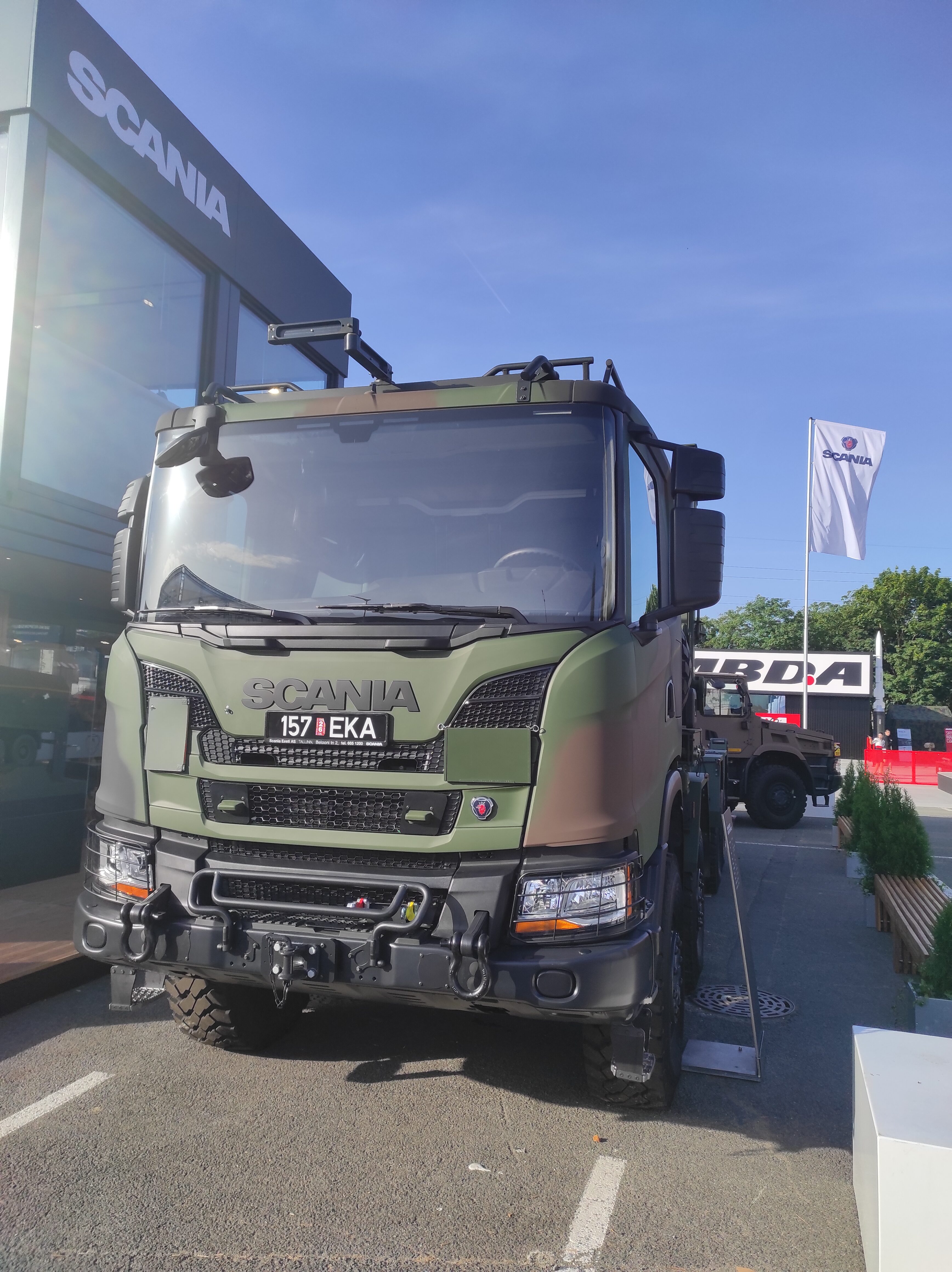 Read more about the article Ciężki terenowy transporter logistyczny Scania G410 B8x8HZ