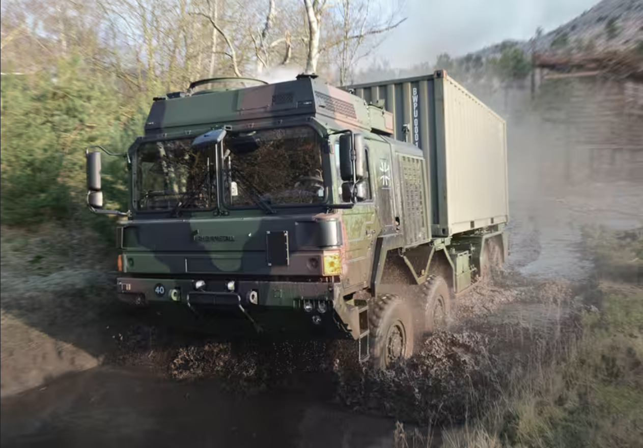 Read more about the article Rheinmetall dostarczy Bundeswehrze ponad 2000 ciężarówek UTF