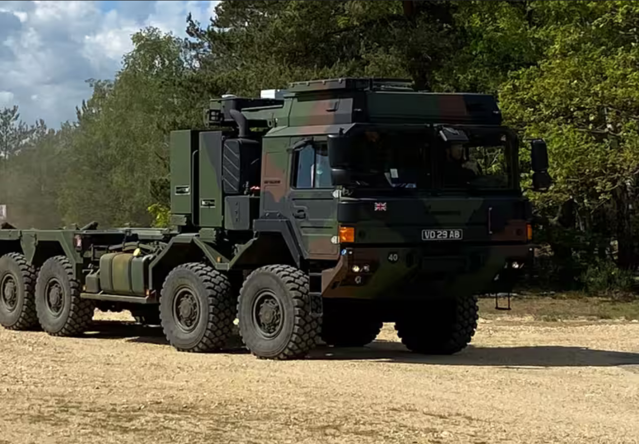 Read more about the article Przed ważnymi ćwiczeniami międzynarodowymi Rheinmetall zapewnia szkolenie z zakresu autonomicznej logistyki dla brytyjskich sił zbrojnych