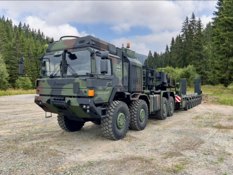 Read more about the article Rheinmetall dostarcza Bundeswehrie ciężkie transportery opancerzone Elephant
