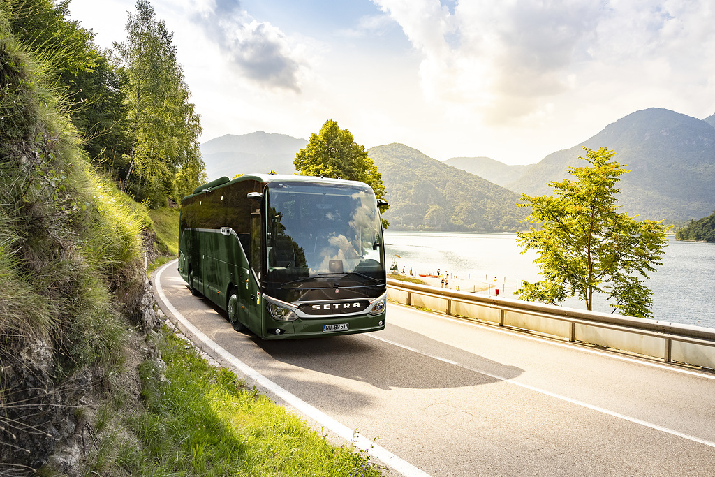 Read more about the article Daimler Buses modernizuje ofertę autokarów